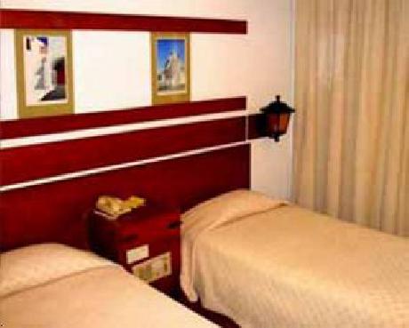 Residencial Lagosmar