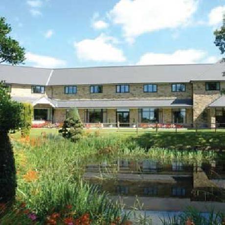 BEST WESTERN Charnwood Hotel