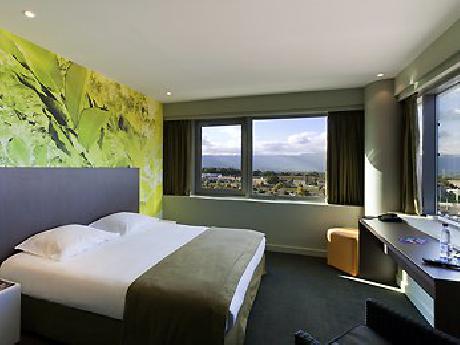 all seasons Neydens Vitam Parc (futur ibis Styles)