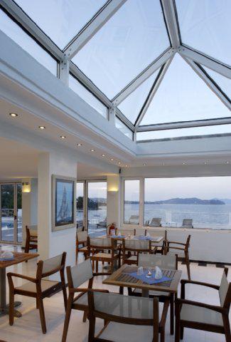 Cape Kanapitsa Hotel Suites