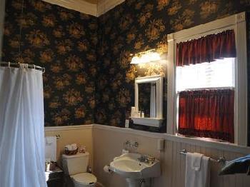 Five Continents Bed and Breakf