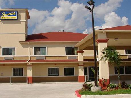 Scottish Inns & Suites -  249 Willowbrook