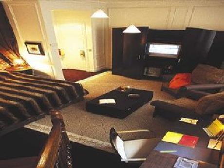 Shanghai Worldfield Convention Hotel