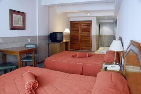 Art Deco Hotel And Suites