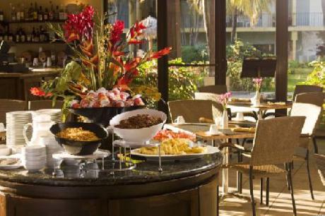 Flamingo Beach Resort & Spa