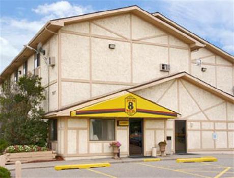 Super 8 Wyoming/Grand Rapids Area