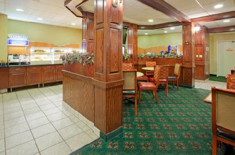 Holiday Inn Express Hotel & Suites MINNEAPOLIS AIRPORT-MALL AREA