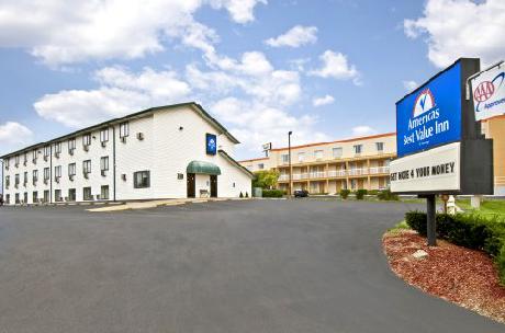 Econo Lodge Akron