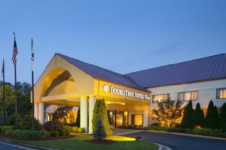 Doubletree Guest Suites® Cincinnati/Sharonville