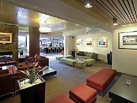 Novotel Queenstown Lakeside