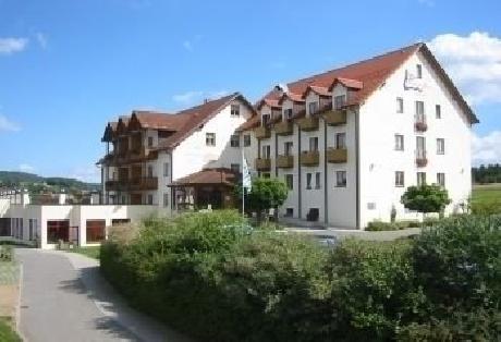 Panorama-Hotel am See