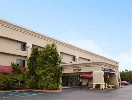 Baymont Inn and Suites Battle Creek