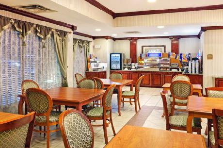 Holiday Inn Express Hotel & Suites MURPHY