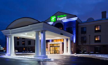 Holiday Inn Express MILWAUKEE N-BROWN DEER/MEQUON