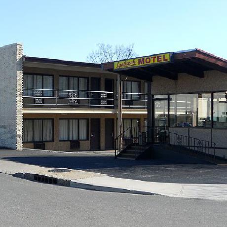 Capri Lynbrook Motor Inn