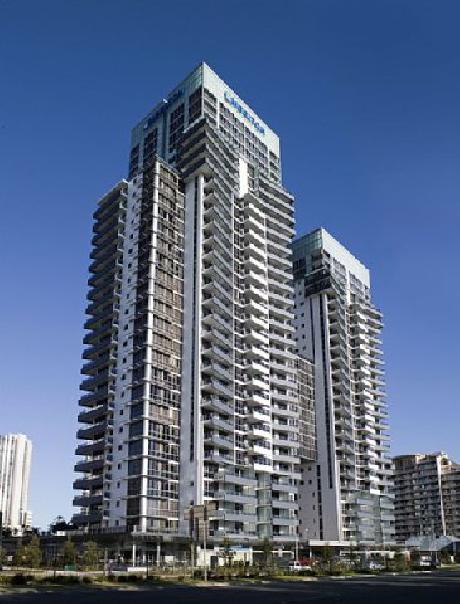 Meriton Broadbeach