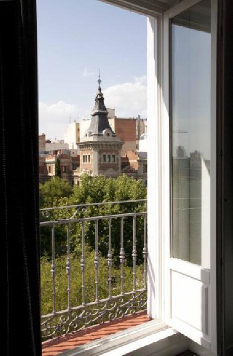 Petit Palace Santa Barbara