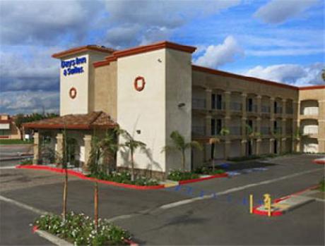 Days Inn and Suites Anaheim Resort