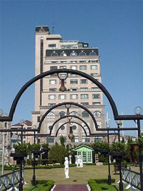 Surf Plaza Resort Hotel Qingdao