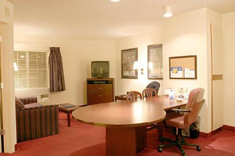 Candlewood Suites CINCINNATI-BLUE ASH