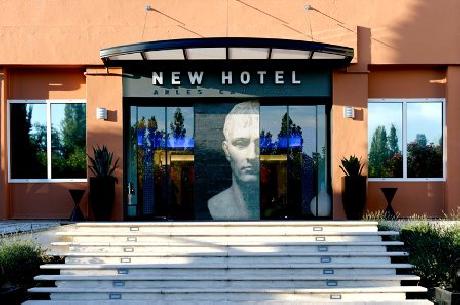 Hotel Arles Plaza