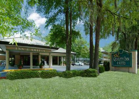 Quality Inn & Suites