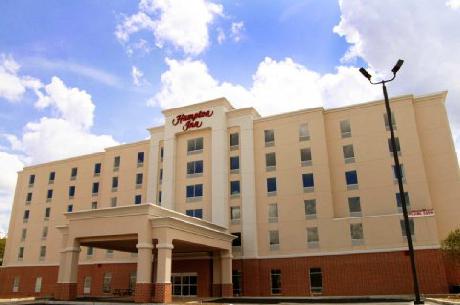 Hampton Inn PetersburgSouthpark Mall
