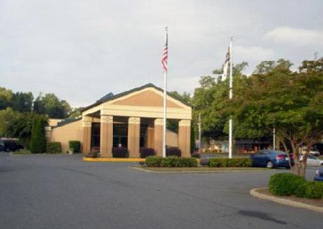 Econo Lodge  Inn & Suites Charlotte