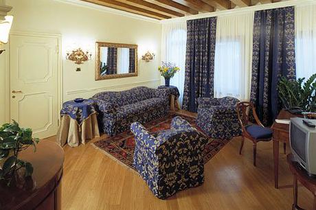 Suites Torre Dell'orologio