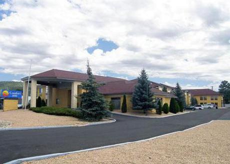 Comfort Inn & Suites Near Grand Canyon