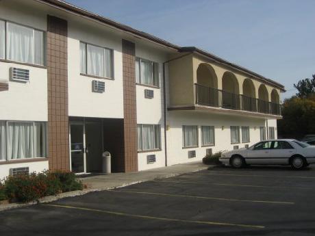 Americas Best Inn and Suite Urbana