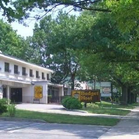 Budget Host Town Center Motel