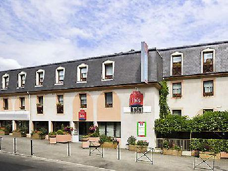ibis Lourdes