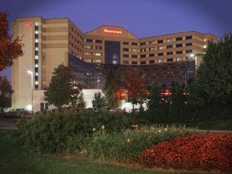 Crowne Plaza Hotel DETROIT-METRO AIRPORT