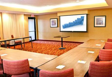 Courtyard Akron Montrose