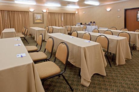 Holiday Inn Express Hotel & Suites AUSTIN-(NW) HWY 620 & 183