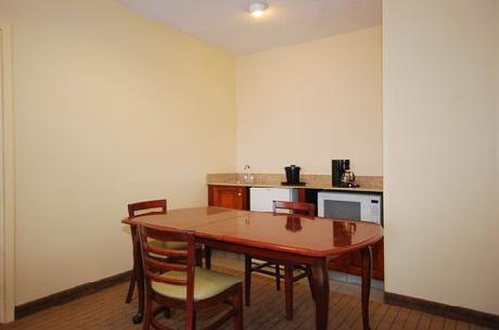 Holiday Inn Express BOSTON