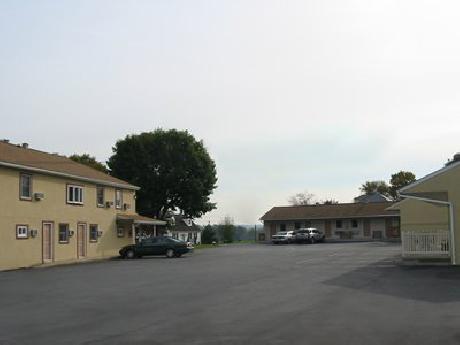 Red Carpet Inn Ronks