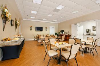 Cortona Inn & Suites Anaheim Resort