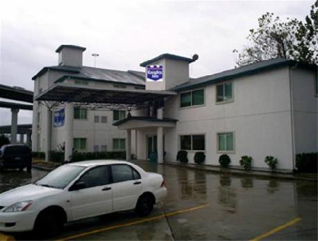 Knights Inn Houston - Bush Intercontinental Airport