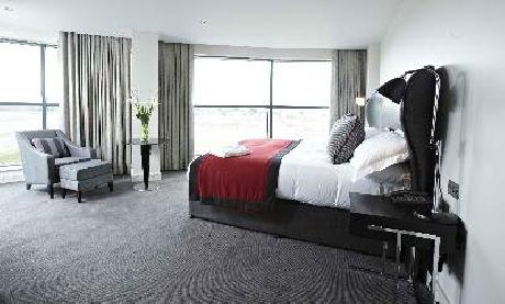 Brooklands Hotel Surrey