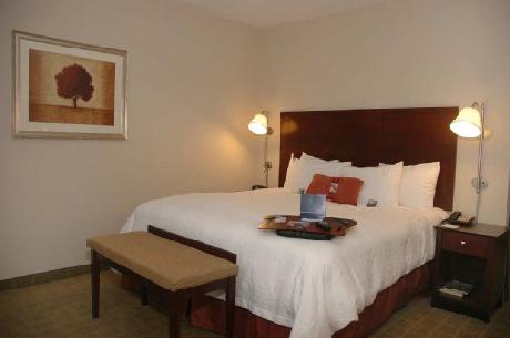Hampton Inn  Suites Waxahachie