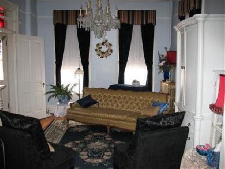 Burgundy Lane Bed & Breakfast