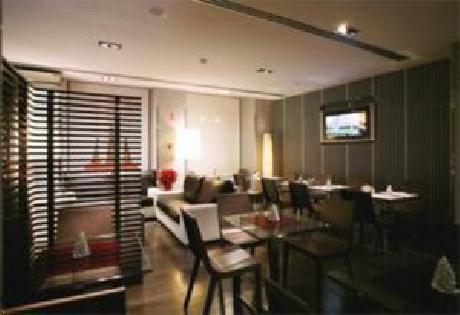 Petit Palace San Bernardo