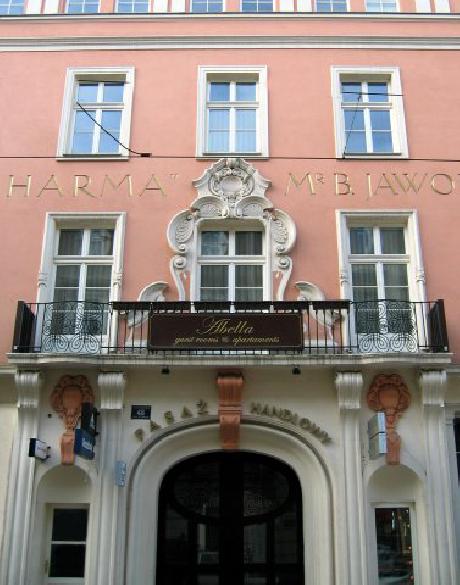 Abella Guest Rooms & Apartments