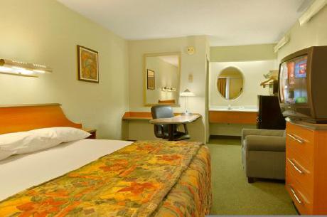 Red Roof Inn Chicago Willowbrook