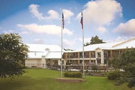 Fredericksburg Inn and Suites