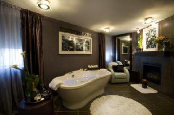 Sandman Suites on Davie Vancouver