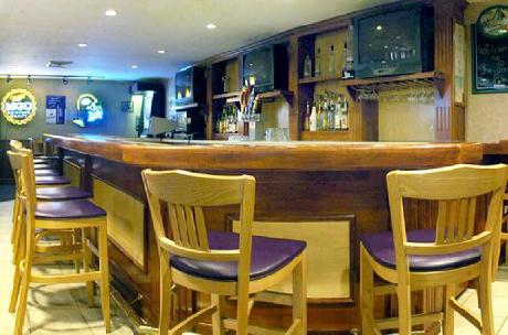 Holiday Inn Hotel & Suites MILWAUKEE AIRPORT