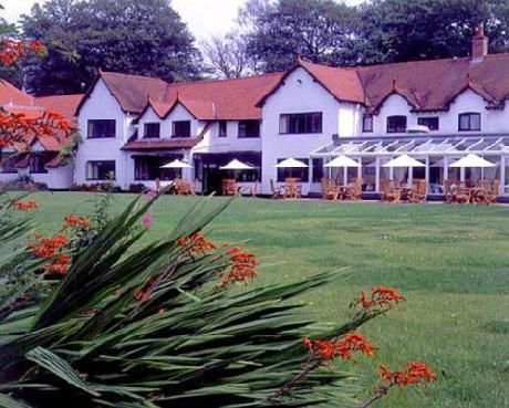 Macdonald Craxton Wood Hotel